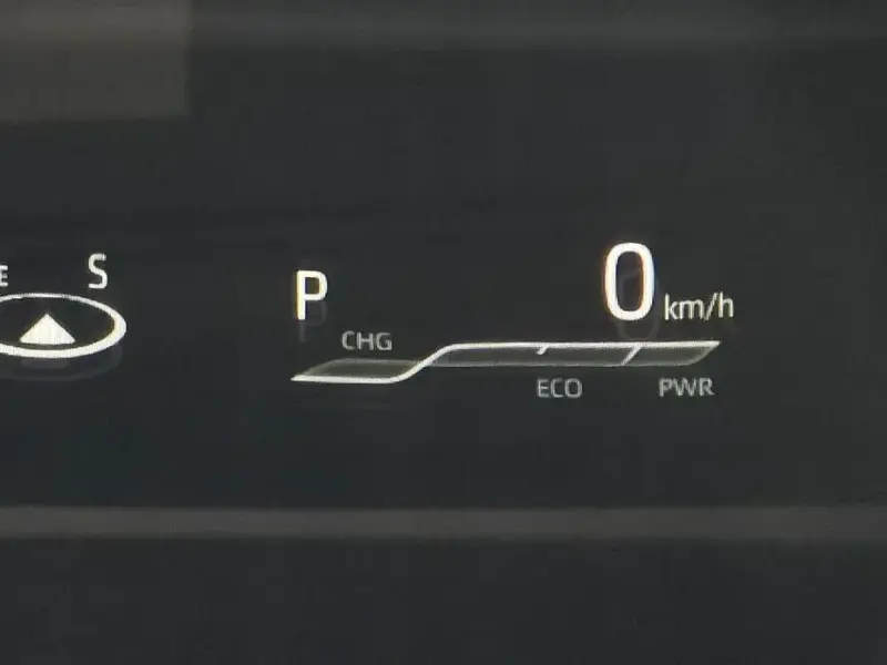 2023 Toyota Sienna с пробегом 37 338 км