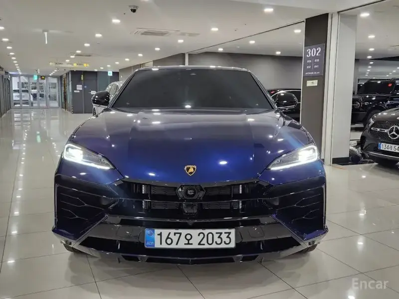 2025 Lamborghini Urus с пробегом 51 км