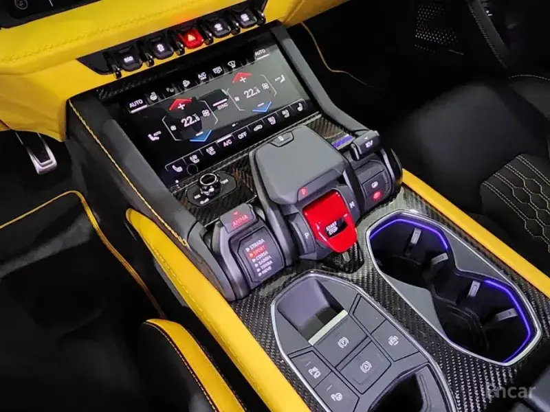 2025 Lamborghini Urus с пробегом 51 км