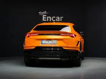2024 Lamborghini Urus с пробегом 14 945 км
