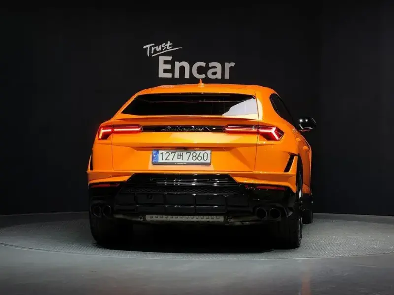 2024 Lamborghini Urus с пробегом 14 945 км