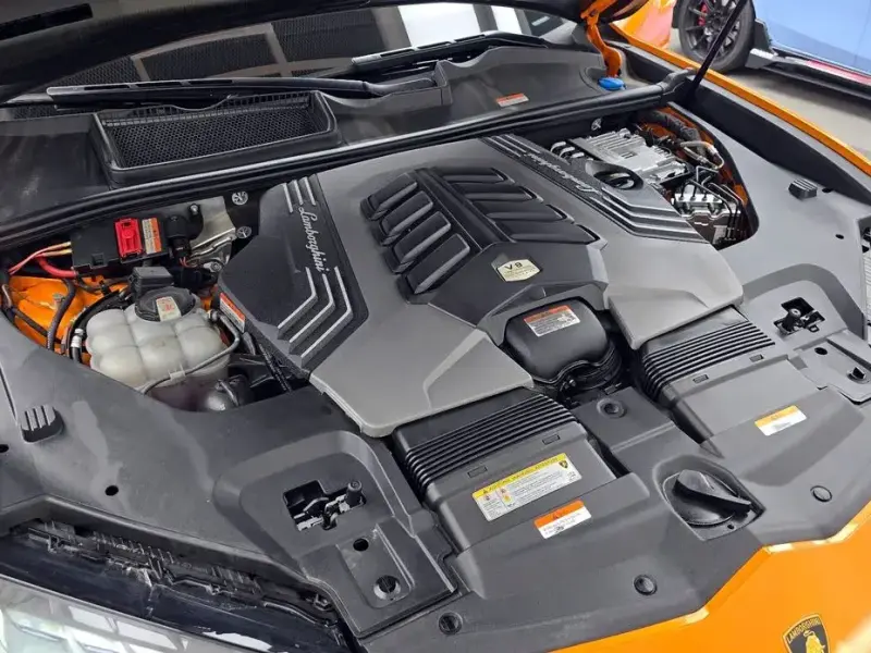 2024 Lamborghini Urus с пробегом 14 945 км