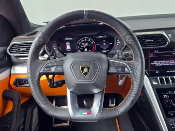 2024 Lamborghini Urus с пробегом 14 945 км