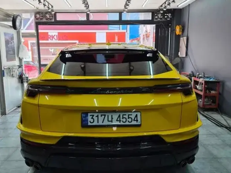 2024 Lamborghini Urus с пробегом 10 700 км