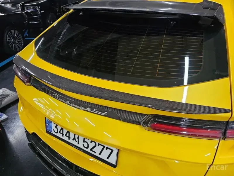 2024 Lamborghini Urus с пробегом 630 км
