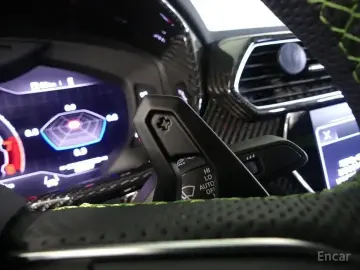 2024 Lamborghini Urus с пробегом 9 000 км