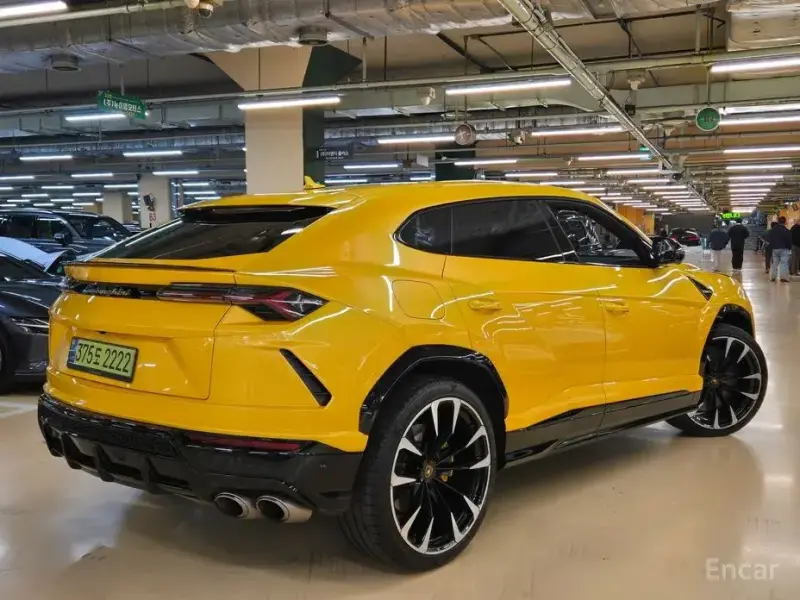 2022 Lamborghini Urus с пробегом 21 132 км