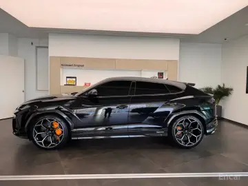2024 Lamborghini Urus с пробегом 9 800 км