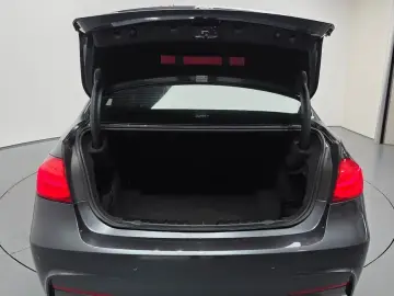 2018 BMW 3 серии с пробегом 85 879 км