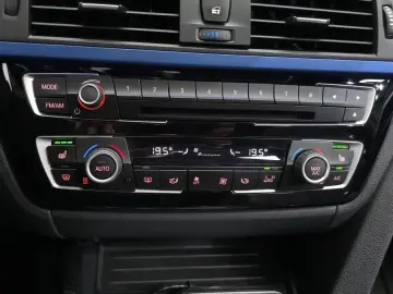 2018 BMW 3 серии с пробегом 75 086 км