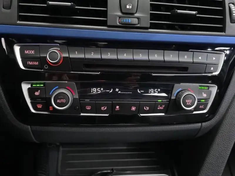 2018 BMW 3 серии с пробегом 75 086 км