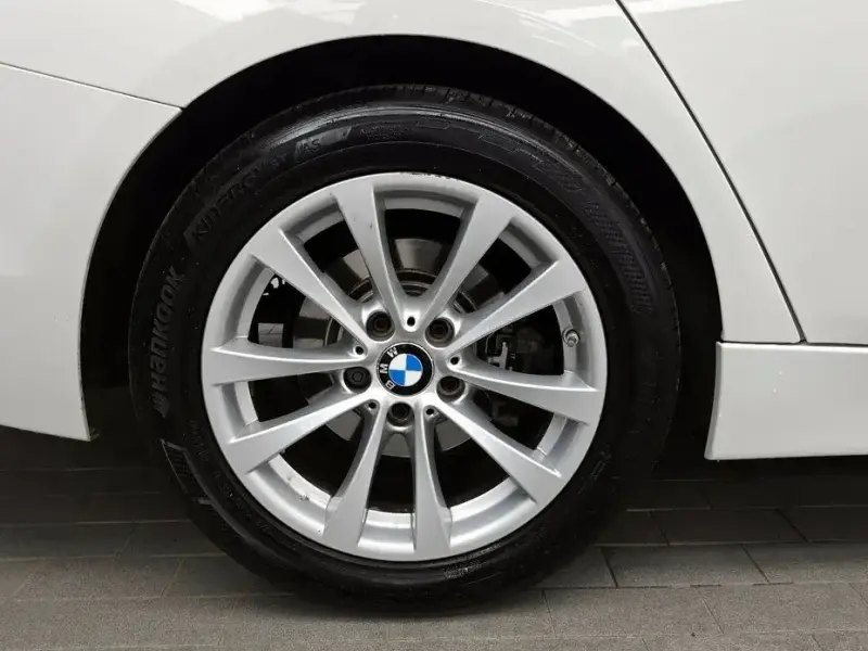 2017 BMW 3 серии с пробегом 99 618 км