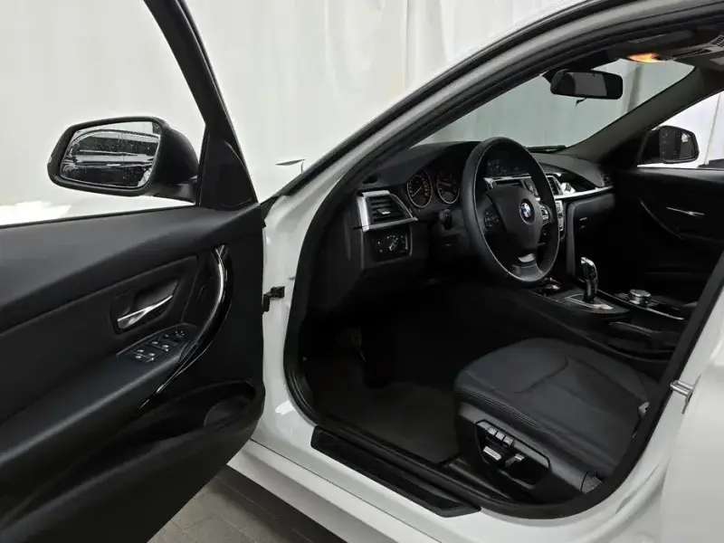 2017 BMW 3 серии с пробегом 99 618 км
