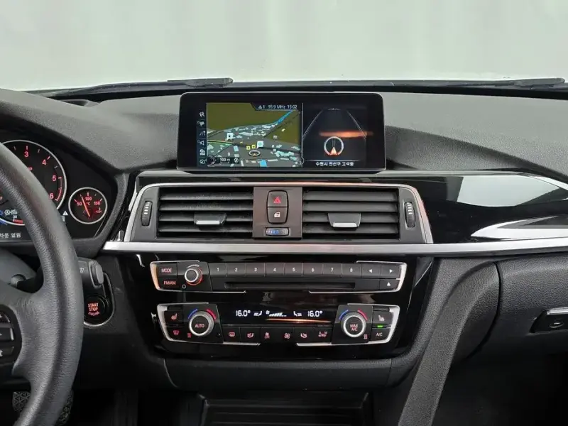 2017 BMW 3 серии с пробегом 99 618 км