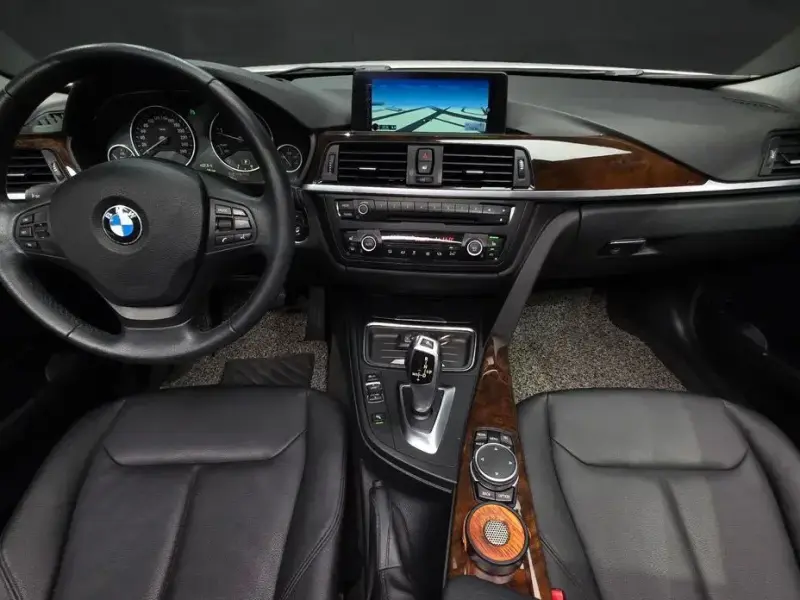 2015 BMW 3 серии с пробегом 94 449 км