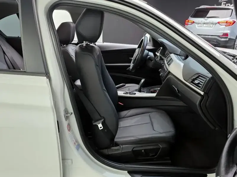 2015 BMW 3 серии с пробегом 119 559 км