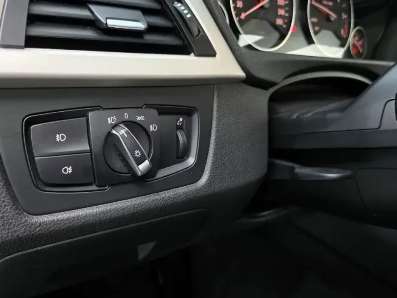 2015 BMW 3 серии с пробегом 119 559 км
