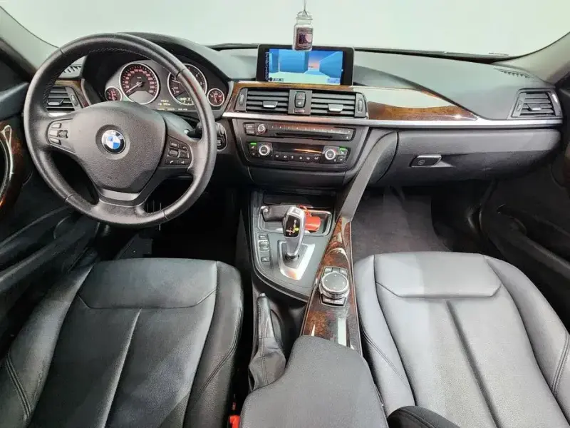 2015 BMW 3 серии с пробегом 124 136 км