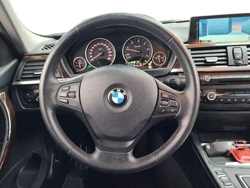 2015 BMW 3 серии с пробегом 124 136 км