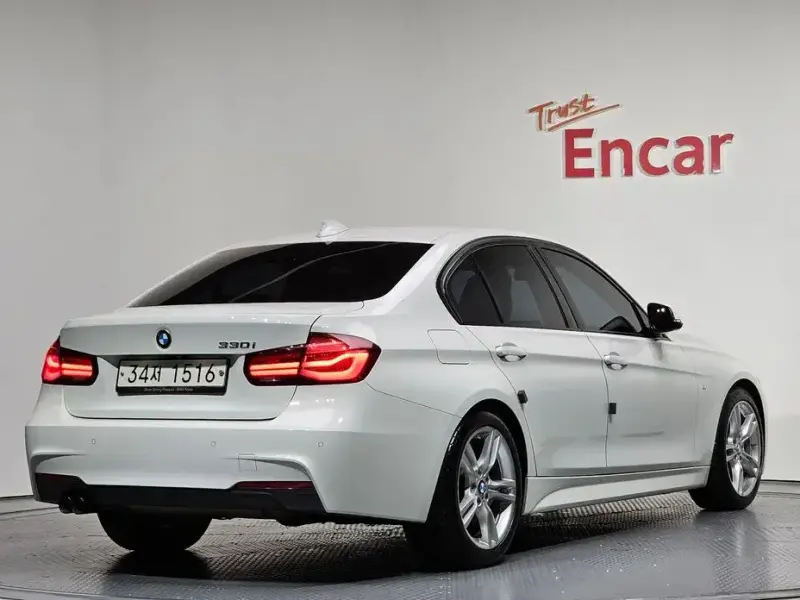 2018 BMW 3 серии с пробегом 102 759 км