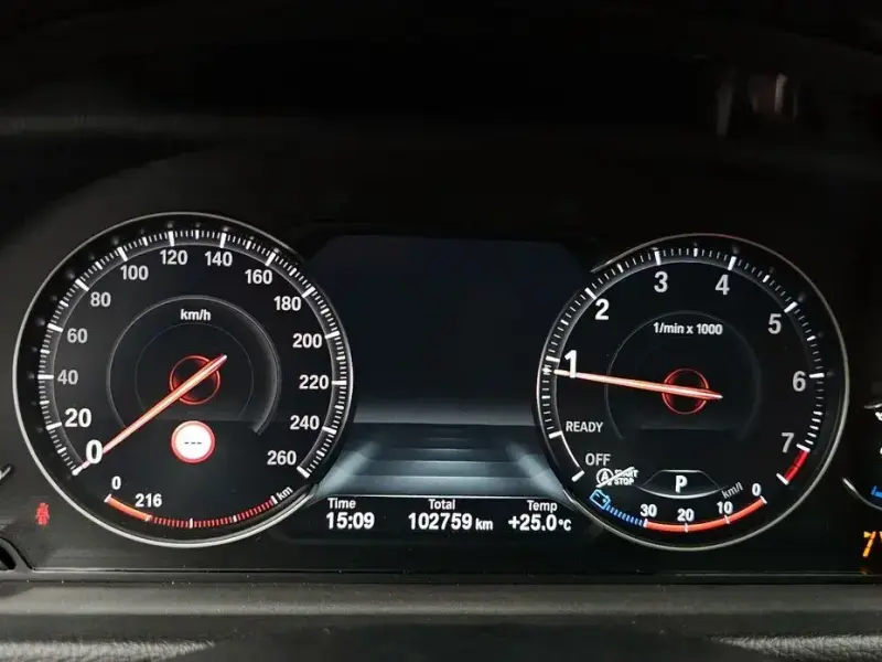 2018 BMW 3 серии с пробегом 102 759 км