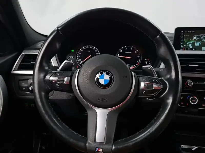 2018 BMW 3 серии с пробегом 102 759 км