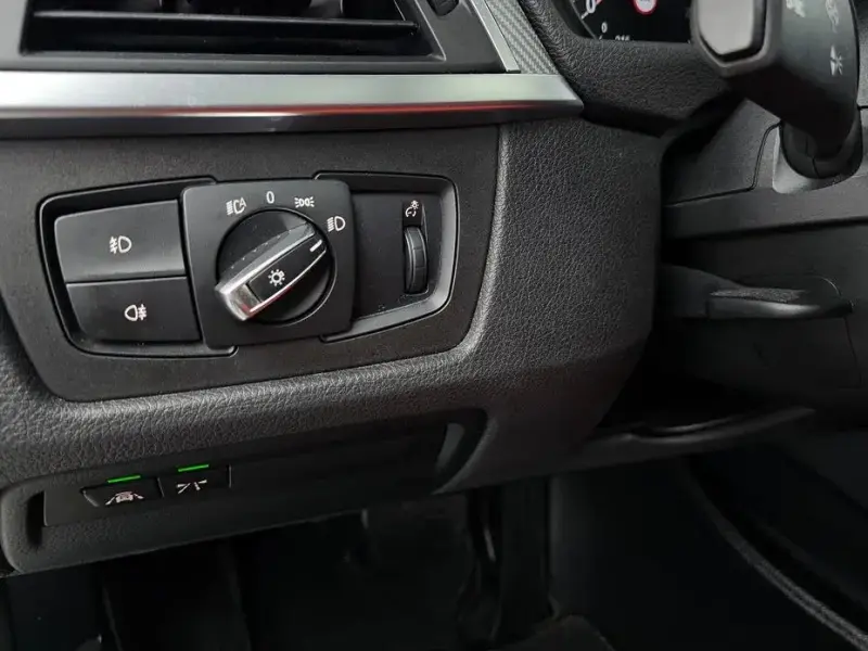 2018 BMW 3 серии с пробегом 102 759 км