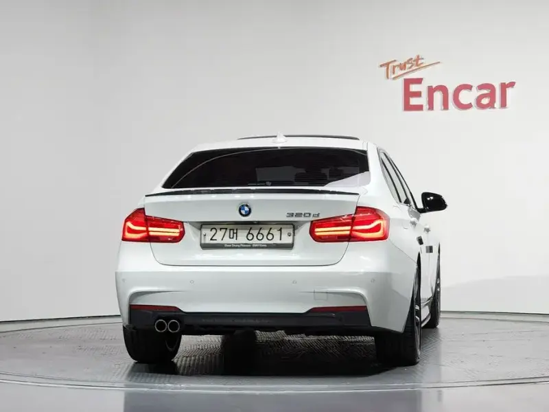 2018 BMW 3 серии с пробегом 110 182 км