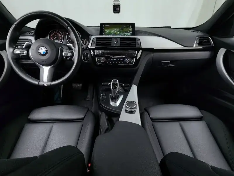 2018 BMW 3 серии с пробегом 110 182 км