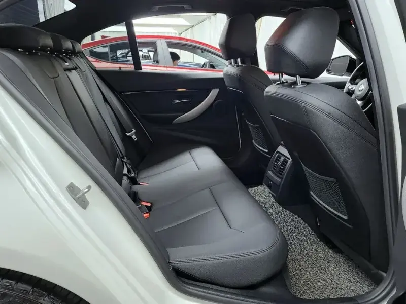 2018 BMW 3 серии с пробегом 110 182 км