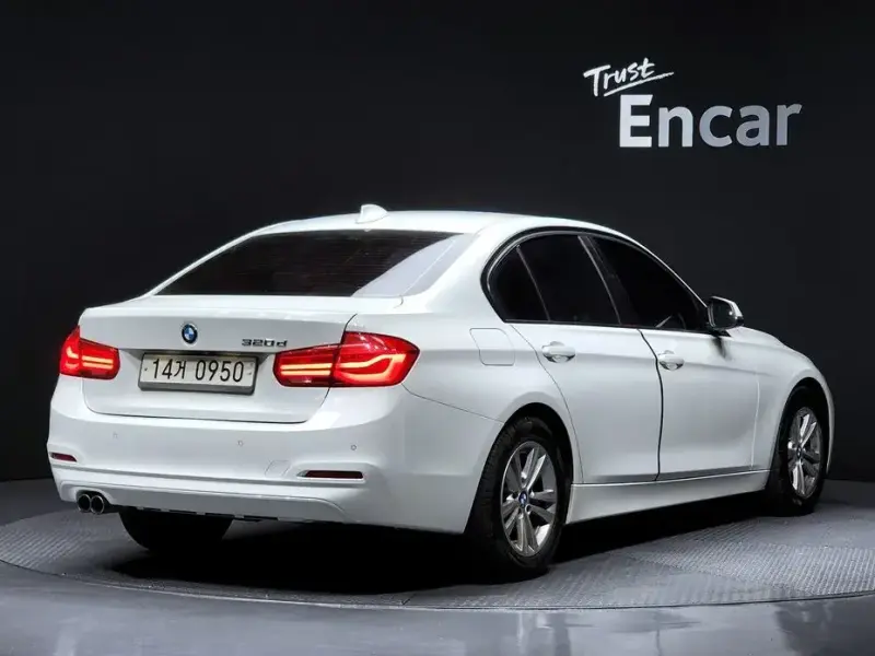 2015 BMW 3 серии с пробегом 129 535 км