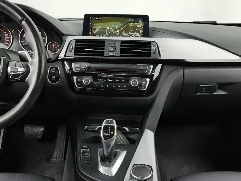 2018 BMW 3 серии с пробегом 110 182 км