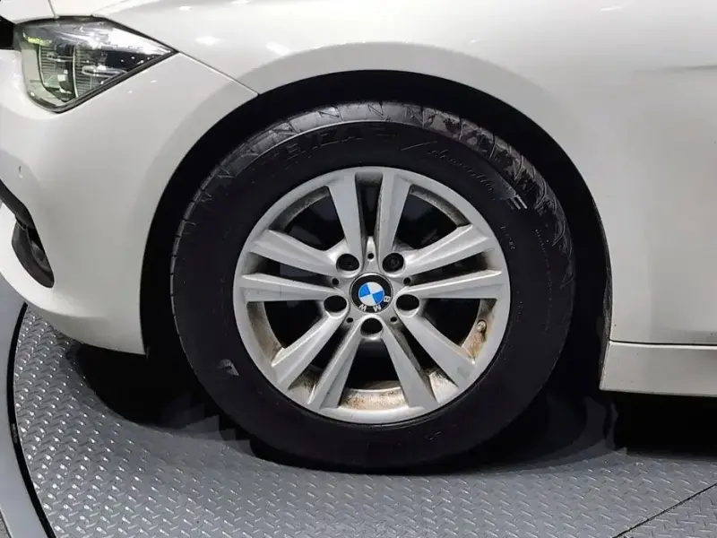 2015 BMW 3 серии с пробегом 129 535 км