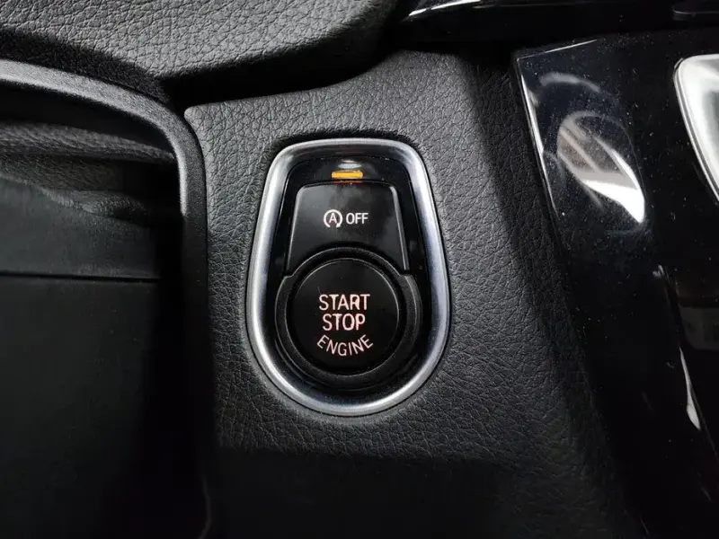 2018 BMW 3 серии с пробегом 110 182 км