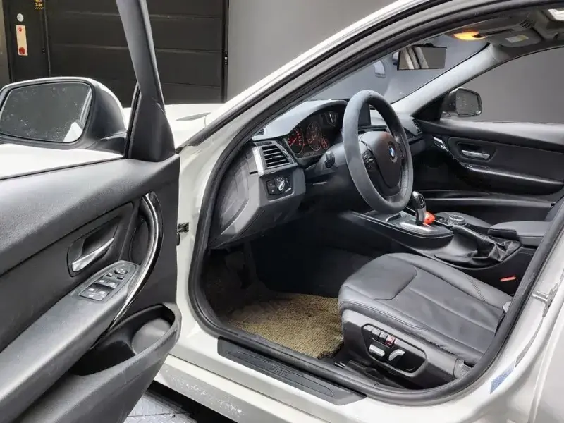 2015 BMW 3 серии с пробегом 129 535 км
