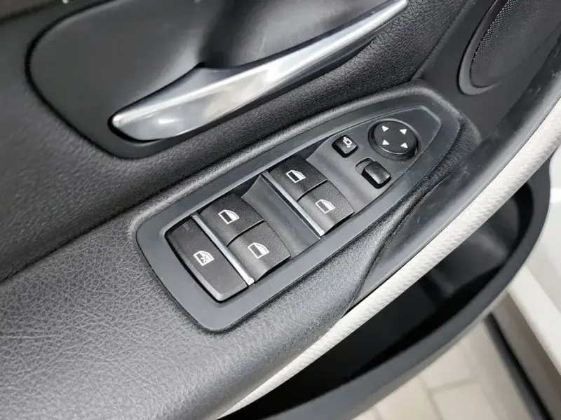 2018 BMW 3 серии с пробегом 110 182 км