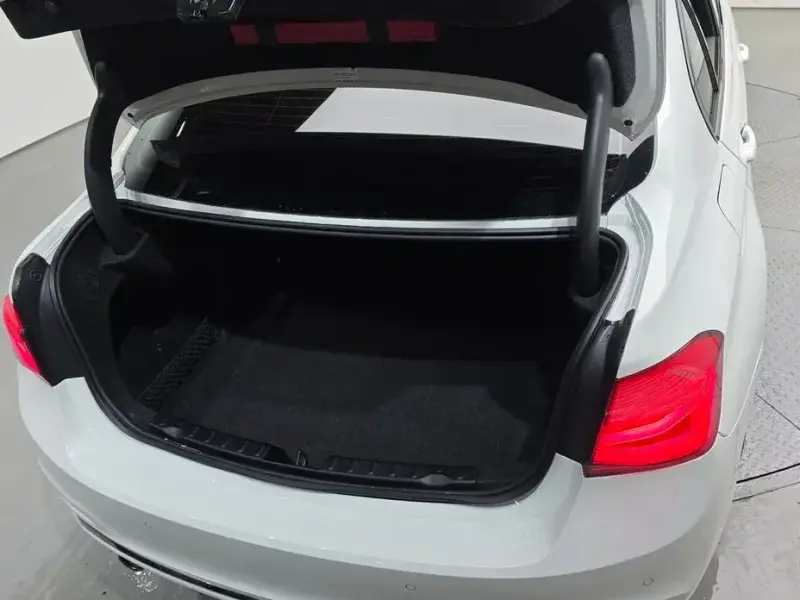 2018 BMW 3 серии с пробегом 59 819 км
