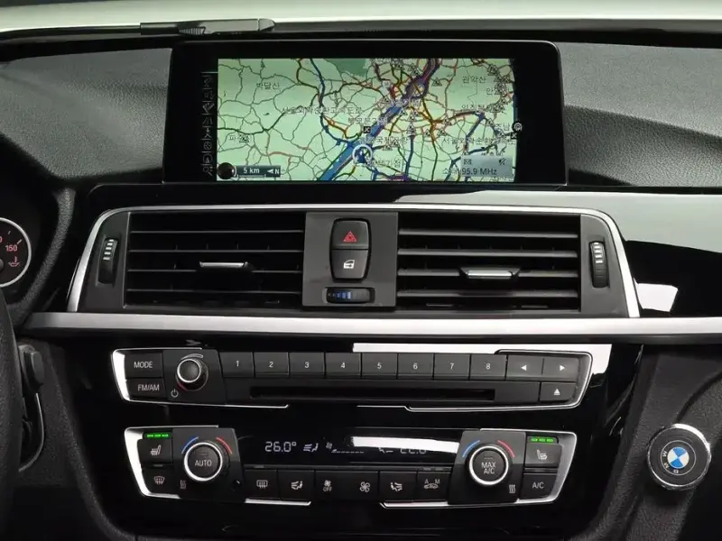 2016 BMW 3 серии с пробегом 141 838 км