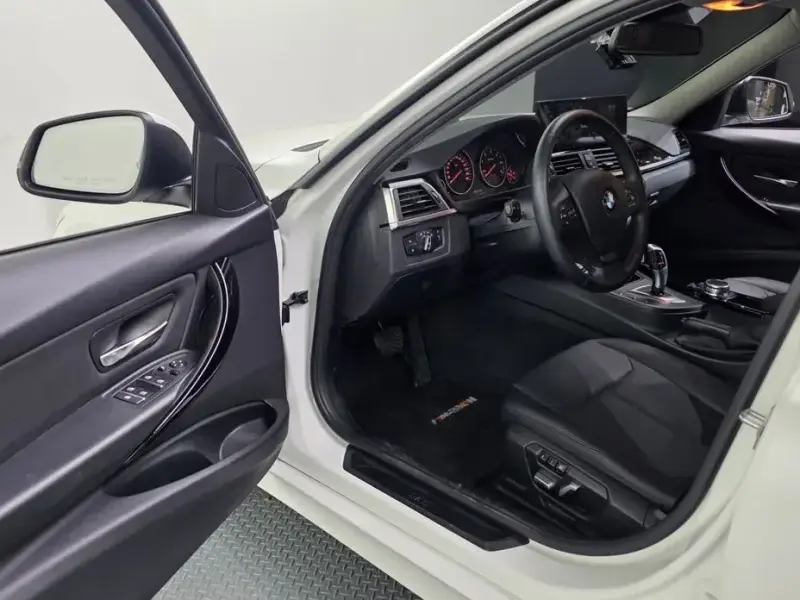 2016 BMW 3 серии с пробегом 124 940 км