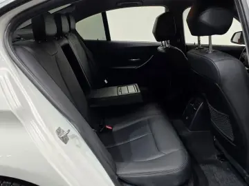 2016 BMW 3 серии с пробегом 124 940 км