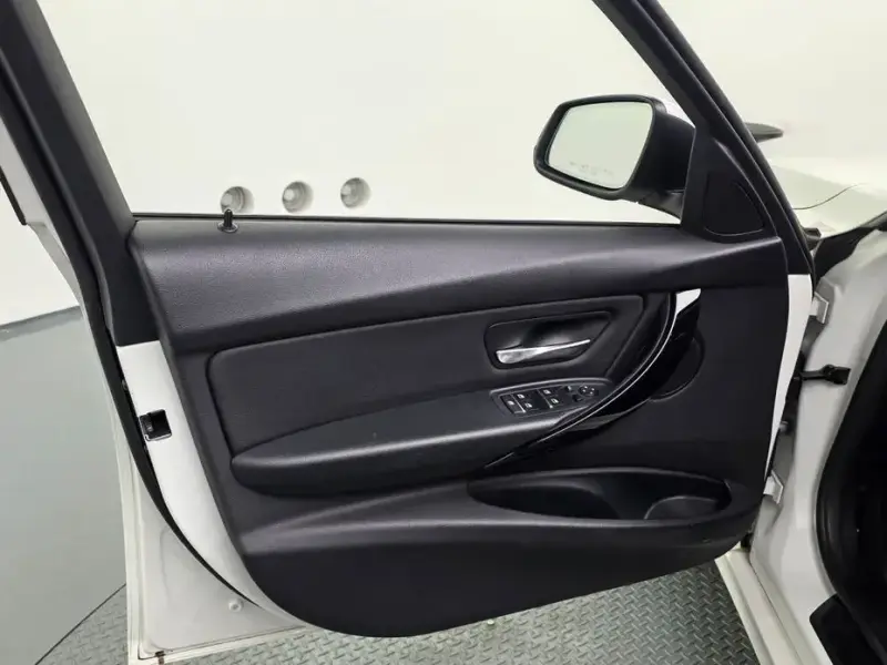 2016 BMW 3 серии с пробегом 124 940 км