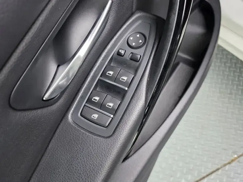 2016 BMW 3 серии с пробегом 124 940 км