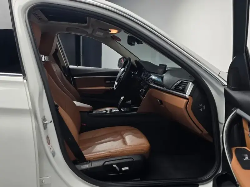 2017 BMW 3 серии с пробегом 85 304 км