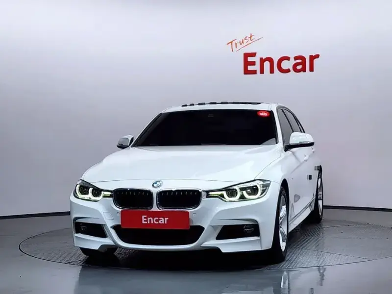 2018 BMW 3 серии с пробегом 126 966 км