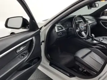 2018 BMW 3 серии с пробегом 126 966 км