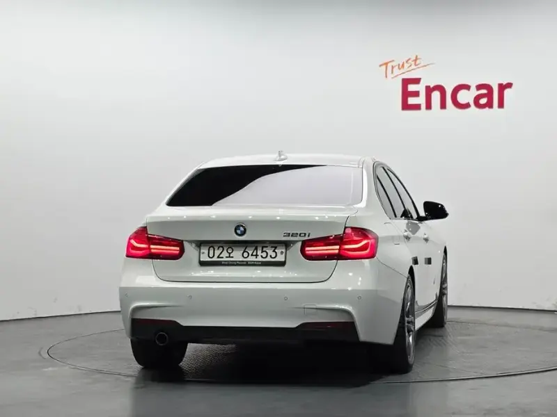 2018 BMW 3 серии с пробегом 58 377 км
