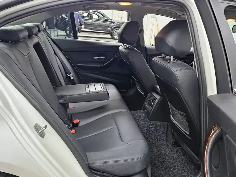 2015 BMW 3 серии с пробегом 77 480 км