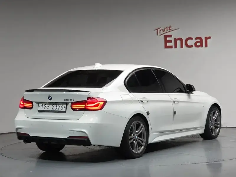 2018 BMW 3 серии с пробегом 90 365 км