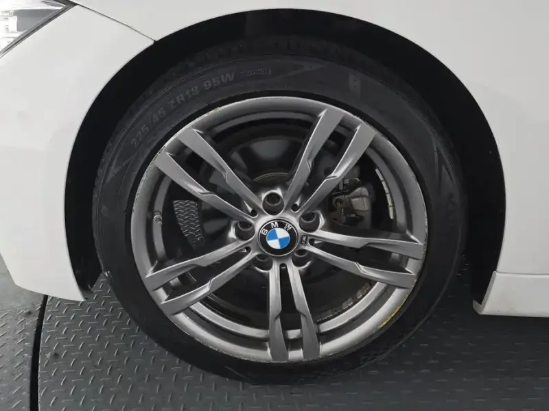 2018 BMW 3 серии с пробегом 90 365 км