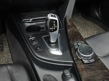 2015 BMW 3 серии с пробегом 102 939 км